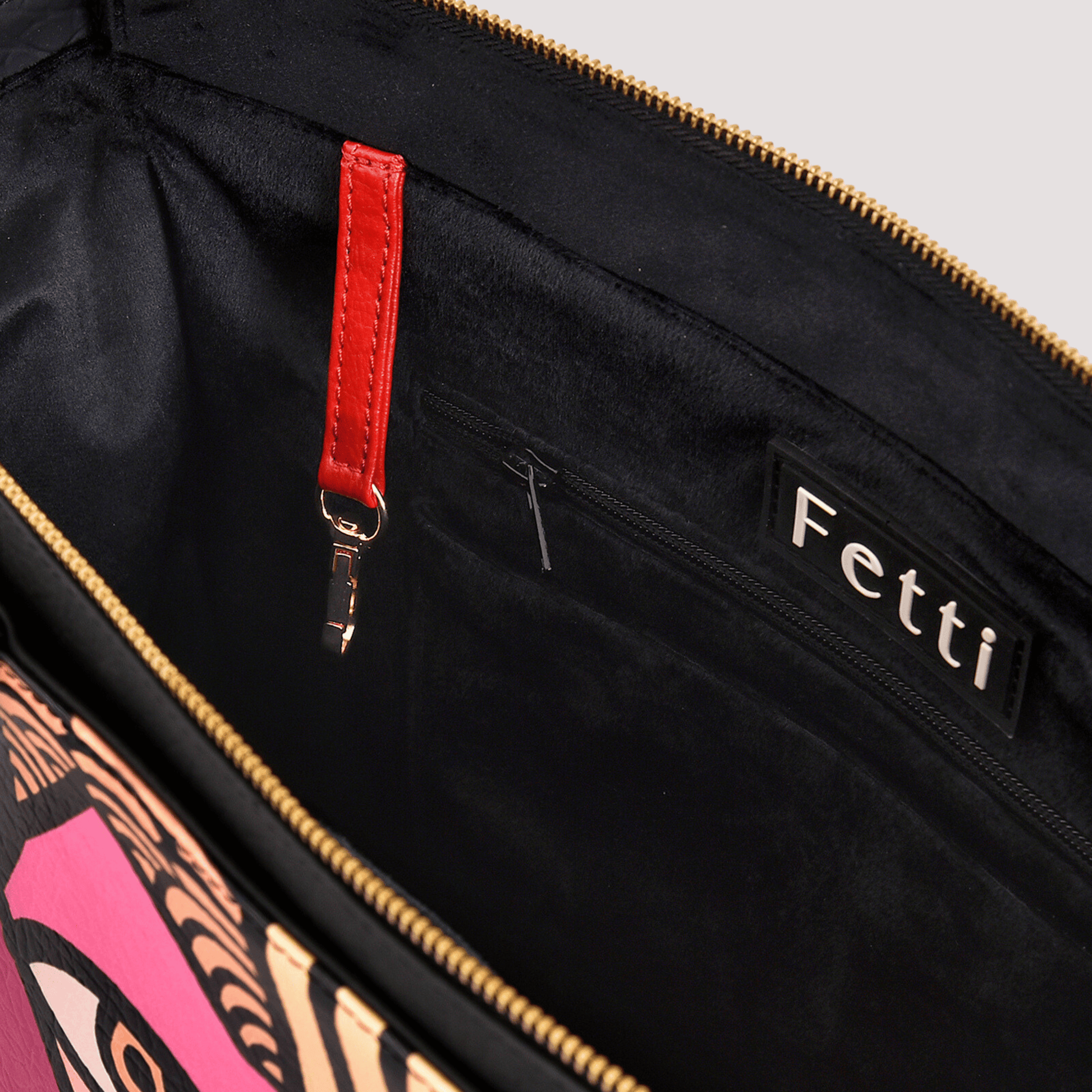 Fetti Faces Pink