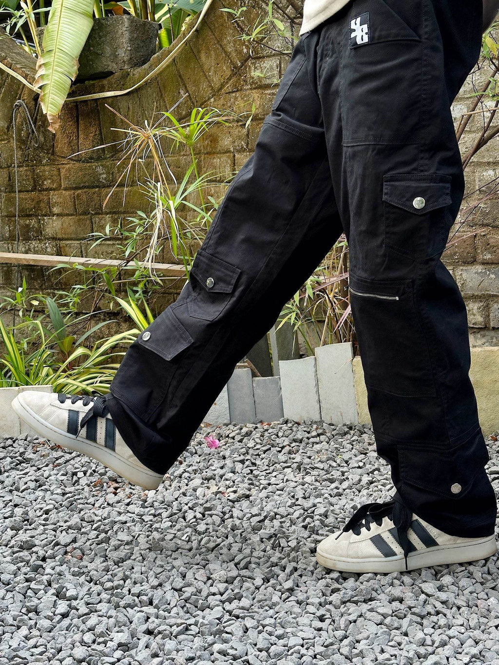 MISPLACED CARGO PANTS IN BLACK - ProjektStreet®