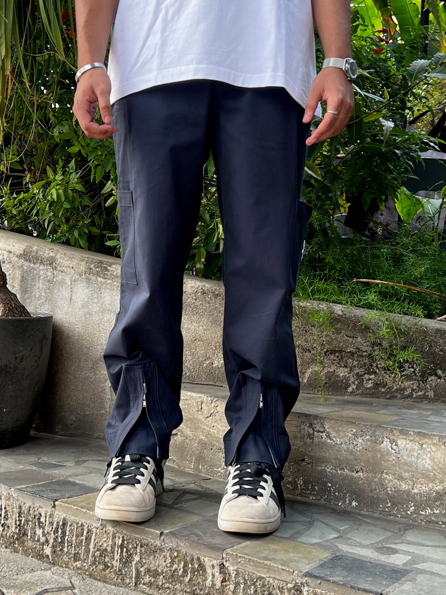 PANTALON DE TRAVAIL ZIPPÉ EN BLEU MARINE