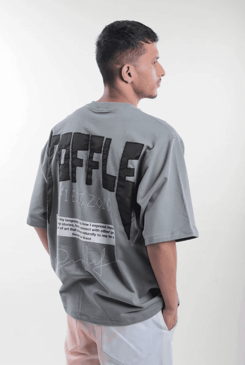 Gratitude Tee - ProjektStreet®