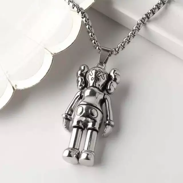 Acier inoxydable Kaws