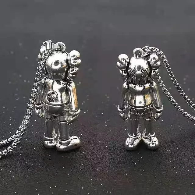 Acier inoxydable Kaws