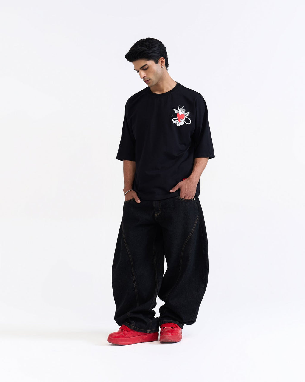 Baddie Magnet T-shirt