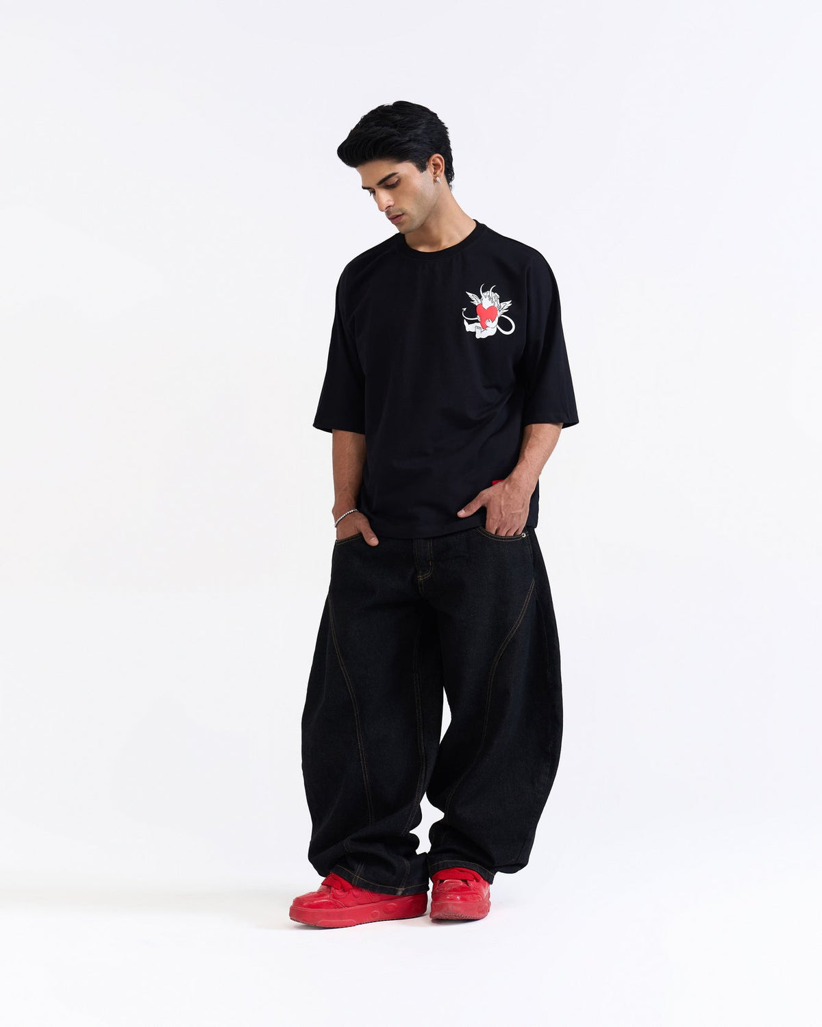 Baddie Magnet T-shirt