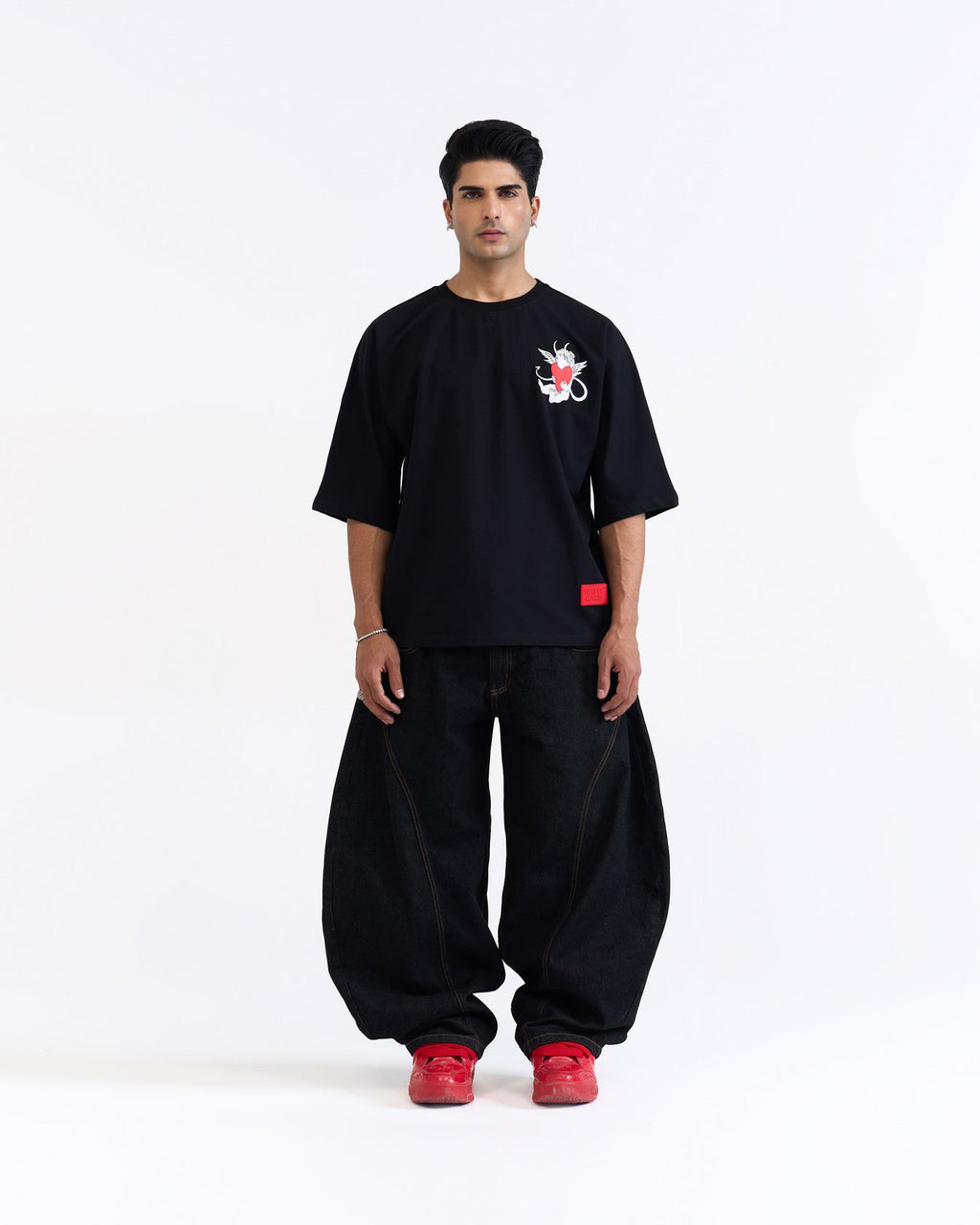 Baddie Magnet T-shirt